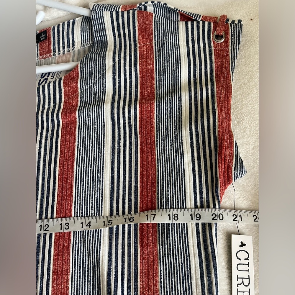 CURE. Striped Red and Black Women's Top Sz L - Picture 7 of 8